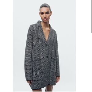 ZARA HERRINGBONE KNIT CROPPED COAT. Size S. No longer available on Zara.US!